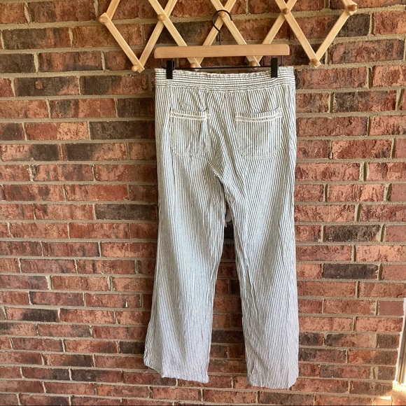 ✨5/$15 { JOLT } Black & White Striped Wide Leg Linen Pants - Picture 7 of 9
